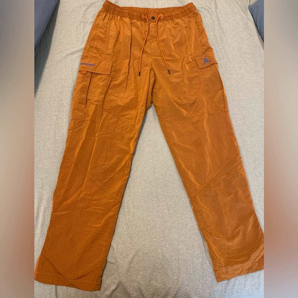 23 Engendered Jordan Men’s Pants size L